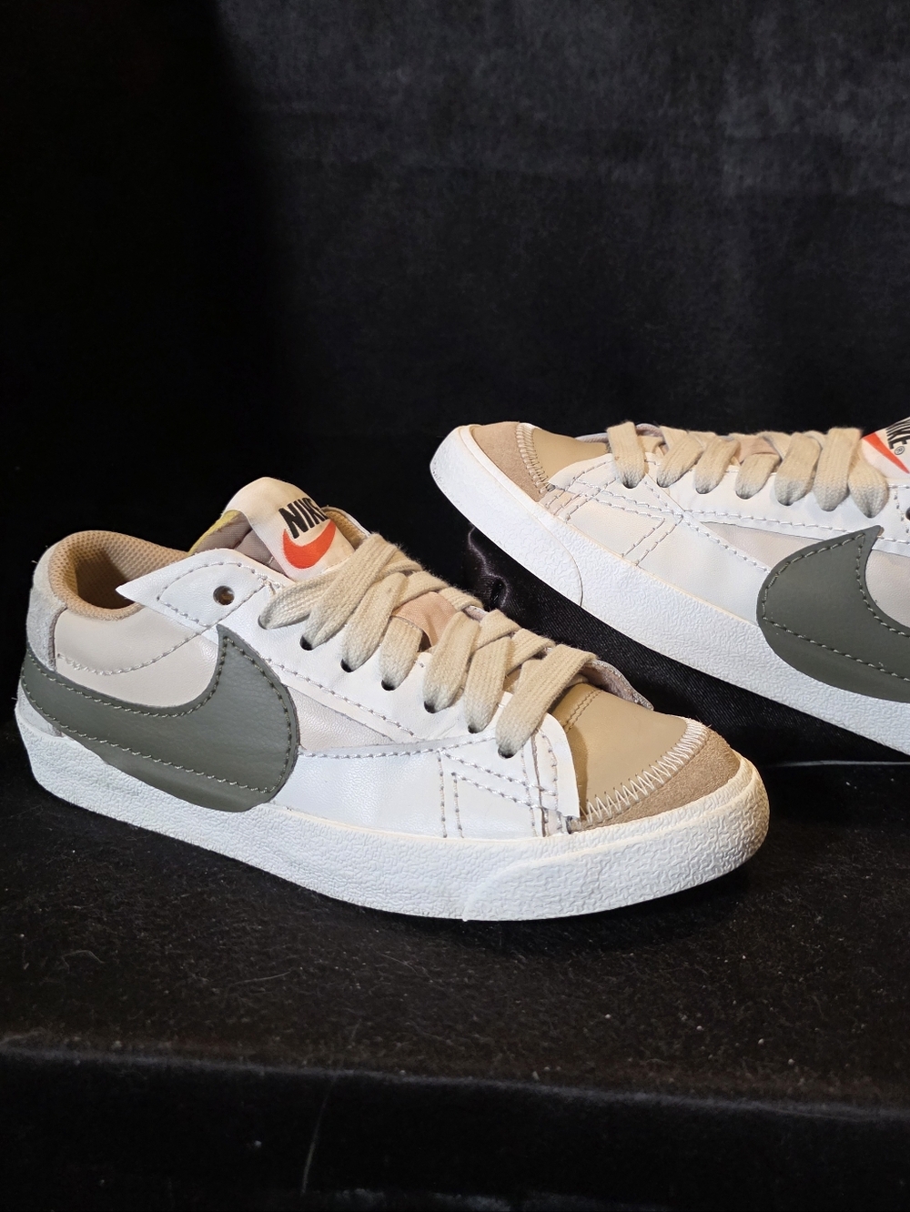 Nike Blazer Womens 8.5